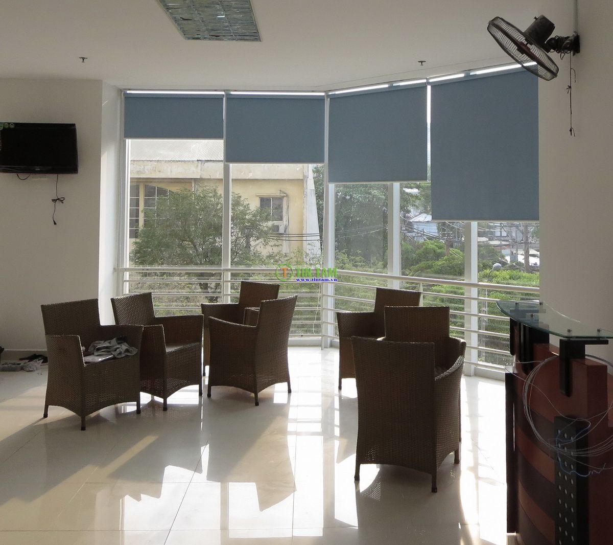 màn sáo chống nắng dạng cuốn