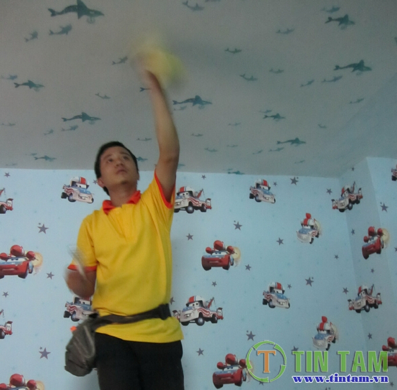 giay dan tuong phong be